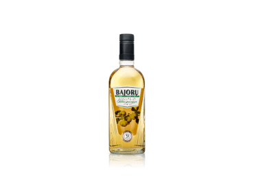 Spiritinis gėrimas BAJORŲ PREMIUM DEGTINĖ IR SVARAINIAI, 500 ml