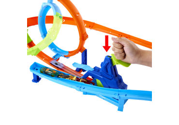 Rinkinys – Dvigubos kilpos iššūkis STUNT TRACKS HOT WHEELS - 3