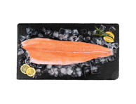 Šviežia atlantinių lašišų filė, su oda, 1 kg