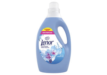 Minkštiklis LENOR Spring Awakening 126 skalbimų, 2,650 l