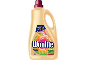 Skystas spalvotų drabužių skalbiklis su keratinu WOOLITE Fruity, 3,6 l
