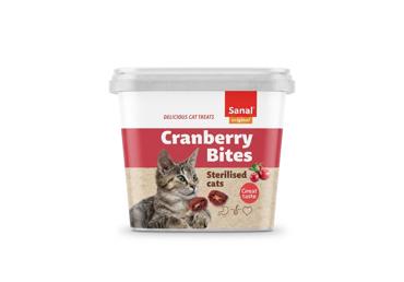 Papildas katėms SANAL su vištiena ir spanguolėmis, 75 g